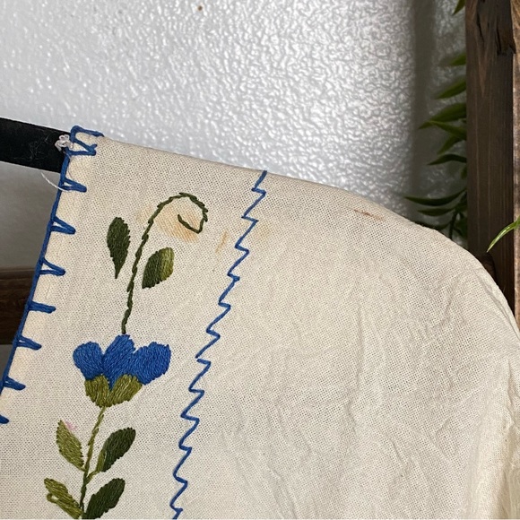 Mexican Embroidered Dress - Picture 8 of 12